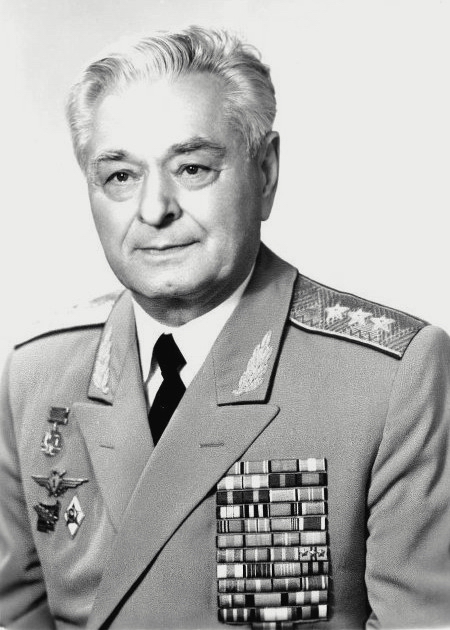Абрамов Владимир Никитович, 1985 г.