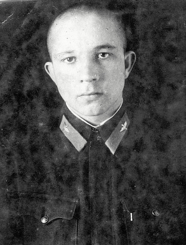 Еремеев Иван Дмитриевич - курсант лётного училища