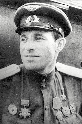 Леонов Иван Дмитриевич