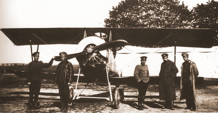 1916 .    -10 19- .     (T. Darcey, A. Durkota & V. Kulikov The Imperial Russian Air Service, Flying Machines Press, 1995) -    | -  Warspot.ru